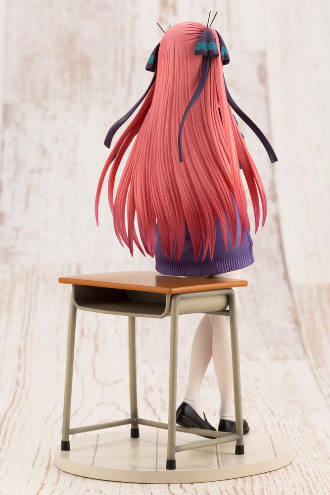 The Quintessential Quintuplets - Nino Nakano 1/8 Scale Figure image count 8