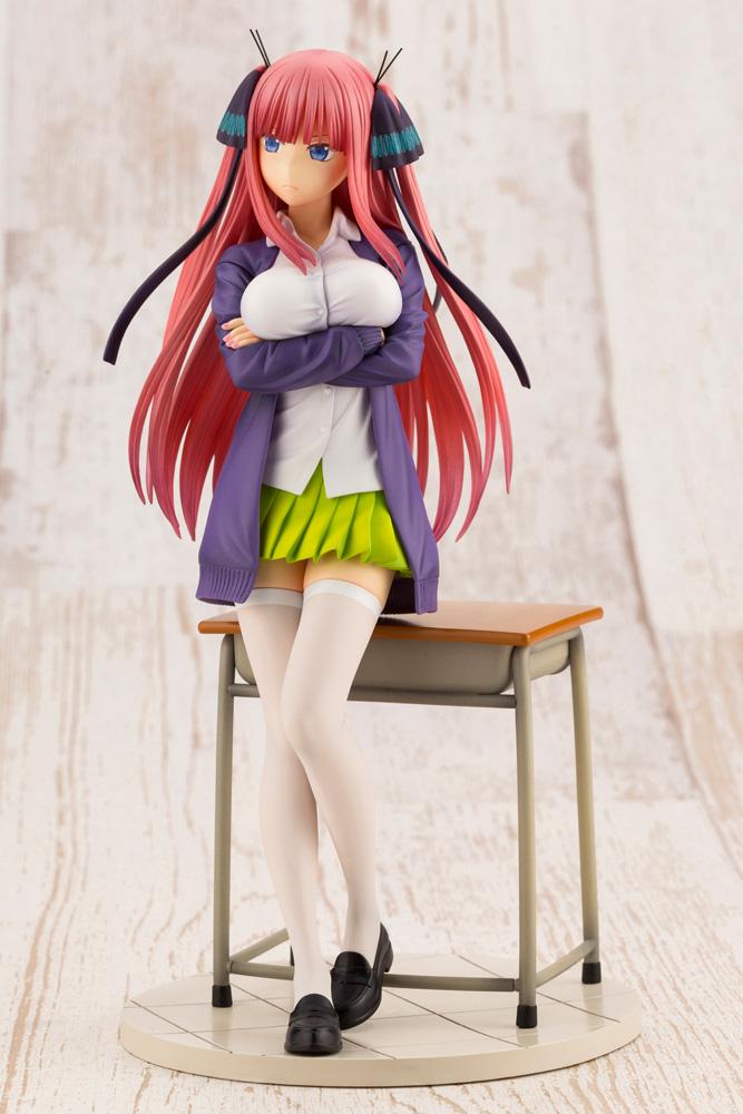 The Quintessential Quintuplets - Nino Nakano 1/8 Scale Figure image count 12