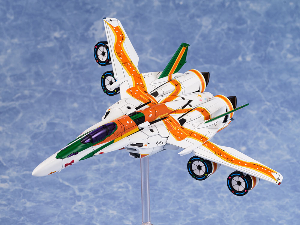 VF-25F Messiah Ranka Lee Macross 40th Anniversary Ver Macross F