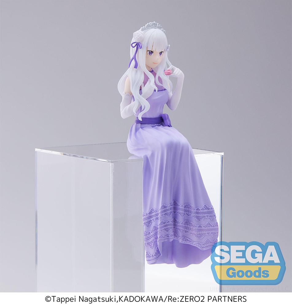 Emilia Dressed-Up Party Perching Ver Re:ZERO Lost in Memories PM Prize Figure image count 3