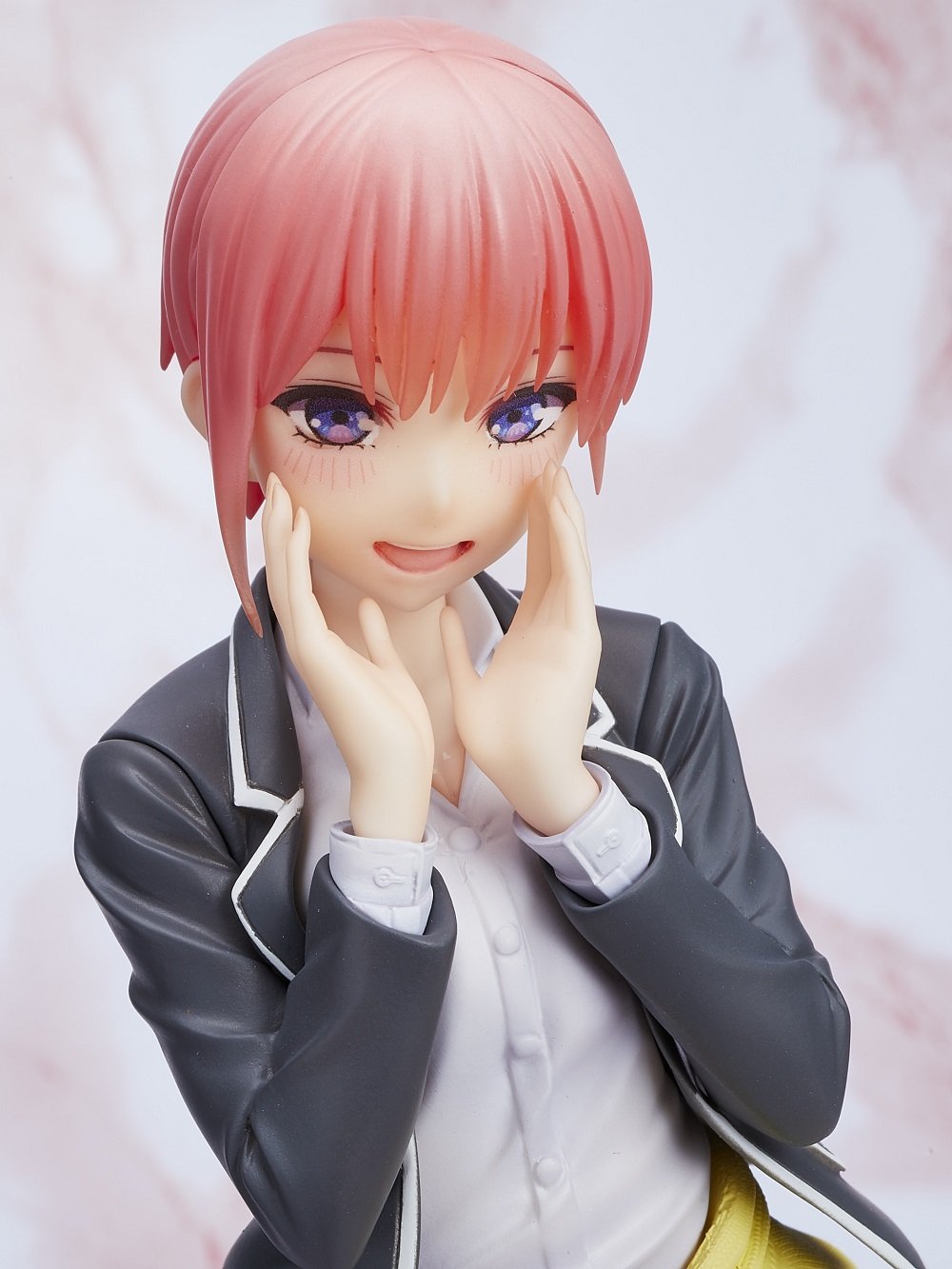 The Quintessential Quintuplets - Ichika Nakano Prize Figure (Uniform Ver.) image count 10