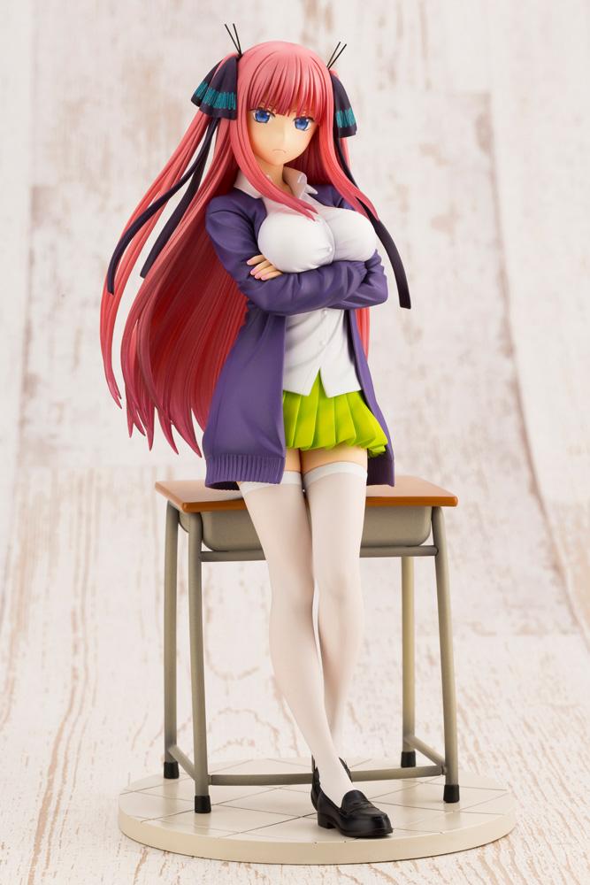 The Quintessential Quintuplets - Nino Nakano 1/8 Scale Figure image count 3