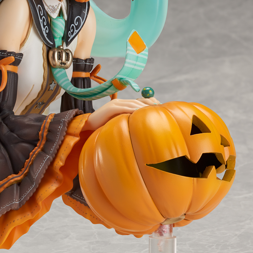 Hatsune Miku Trick or Miku Ver Vocaloid Figure - Hatsune Miku